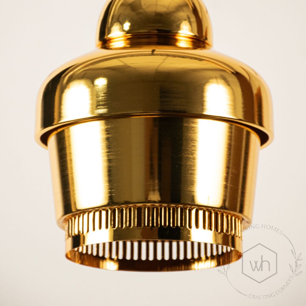 Rodan Pendant Light - Gold closeup