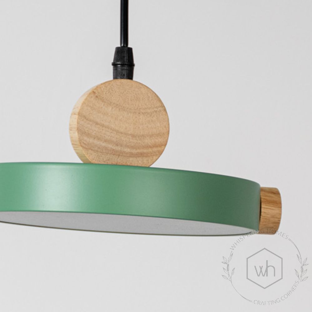 Circle Pendant Nordic Light - Green Closeup