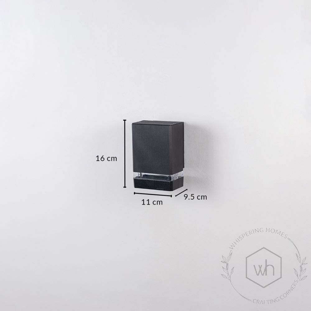 Modern Outdoor Wall Light - Black Dimensions