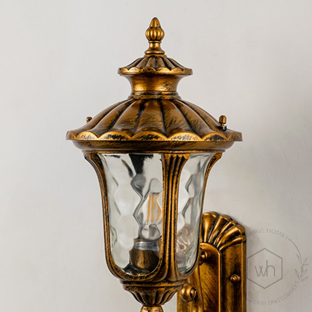 Villa Outdoor Wall Lamp - Small Closeup