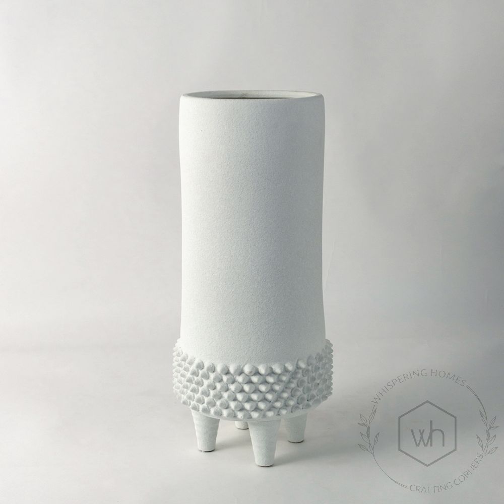 Yuu Ceramic Vase - White White Background