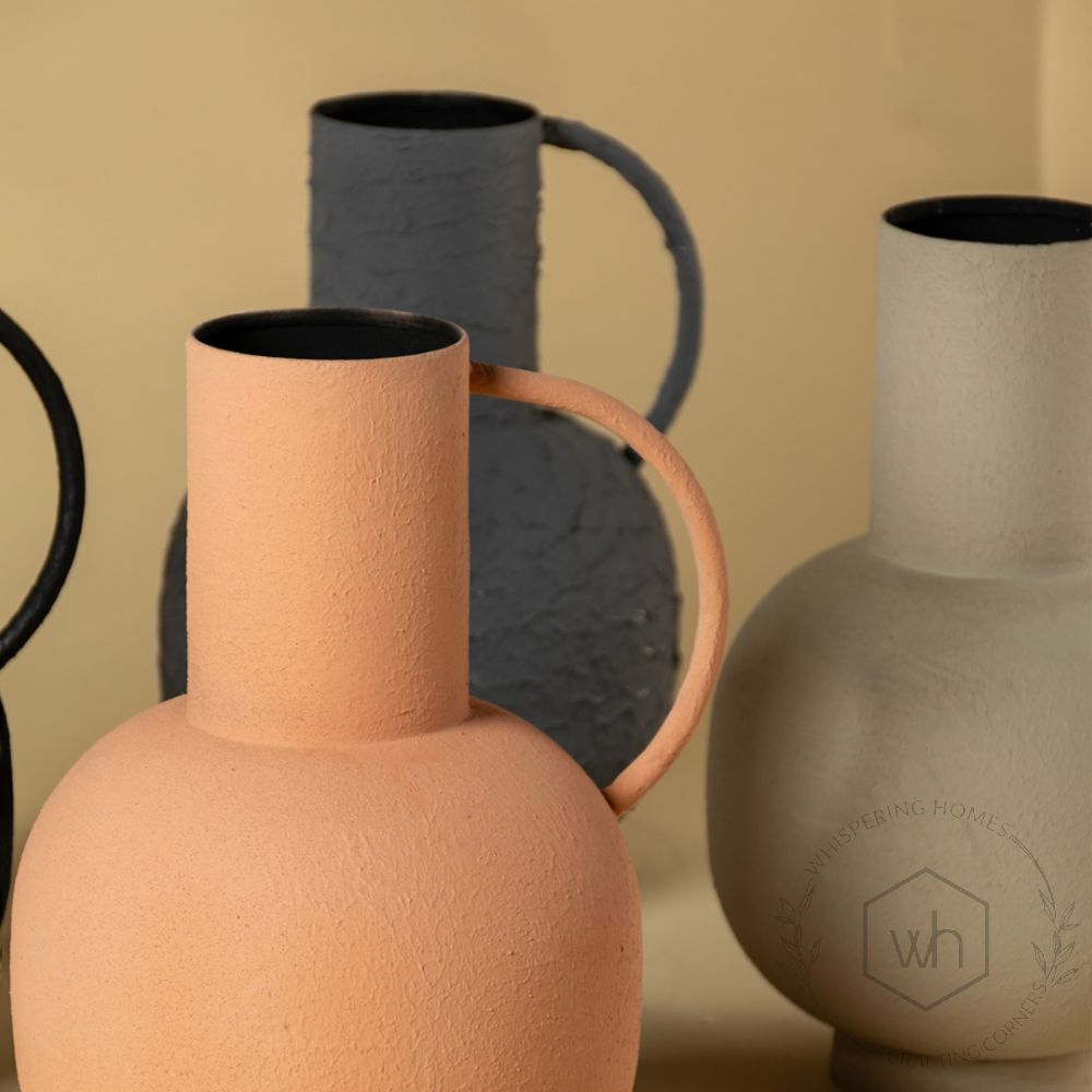 Kuzah Vase - Grey Closeup