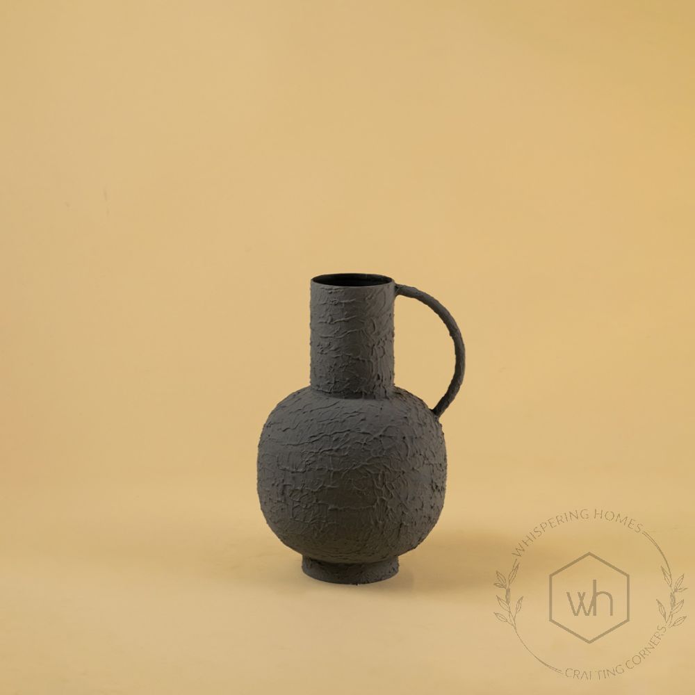 Kuzah Vase - Dark Grey White Background