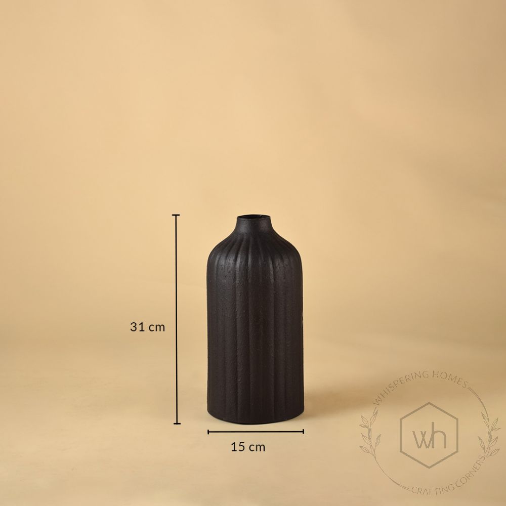 Ewer Vase - Black Dimensions