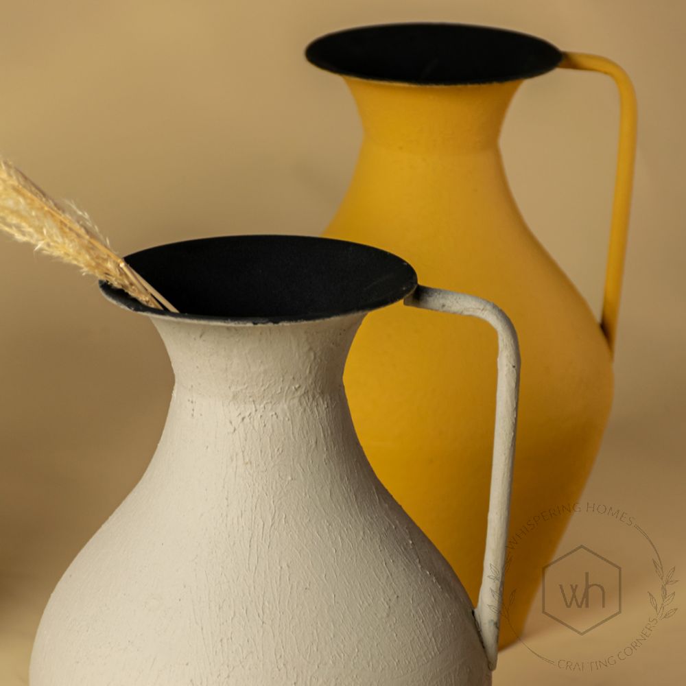 Suraahi Vase - Grey Closeup