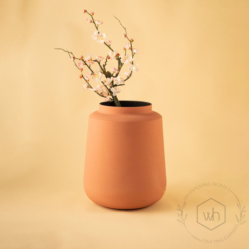 Cove Vase - Peach Lifestyle