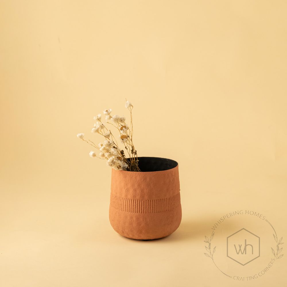 Harrappan Vase - Peach Small Lifestyle