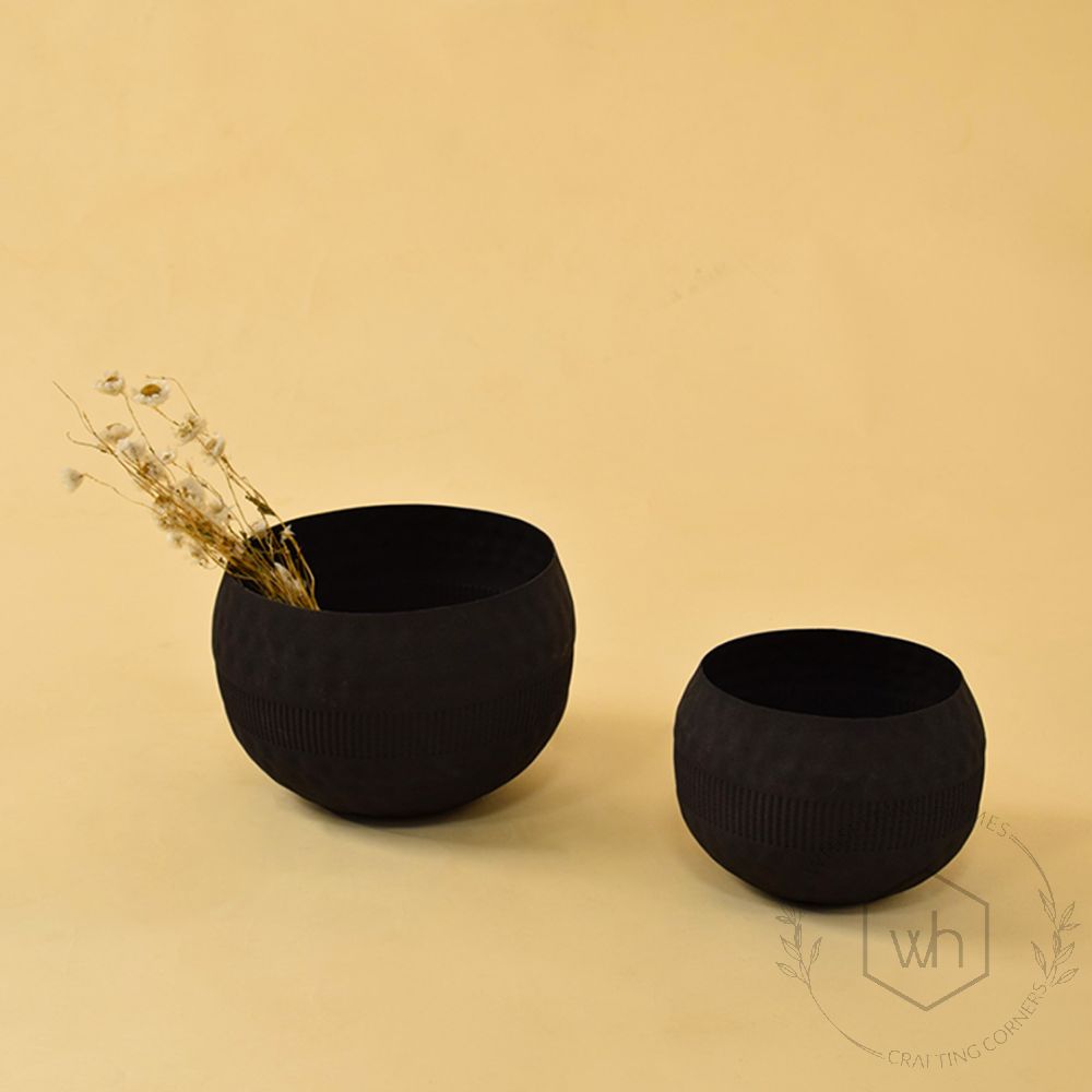 Zarb Vase - Black Small Grouped