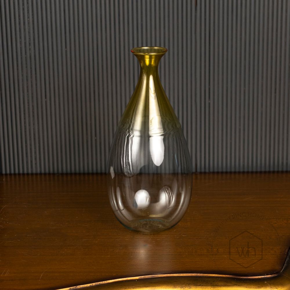 Goccia Glass Vase Black Background