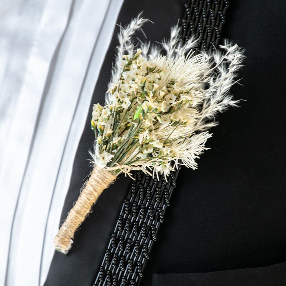 Khamisi Boutonniere Closeup