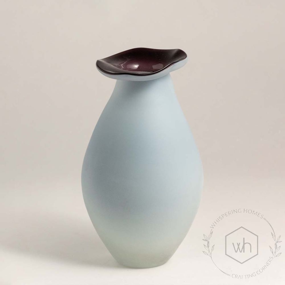 Nozzle Shape Gradations Blue And White Vase