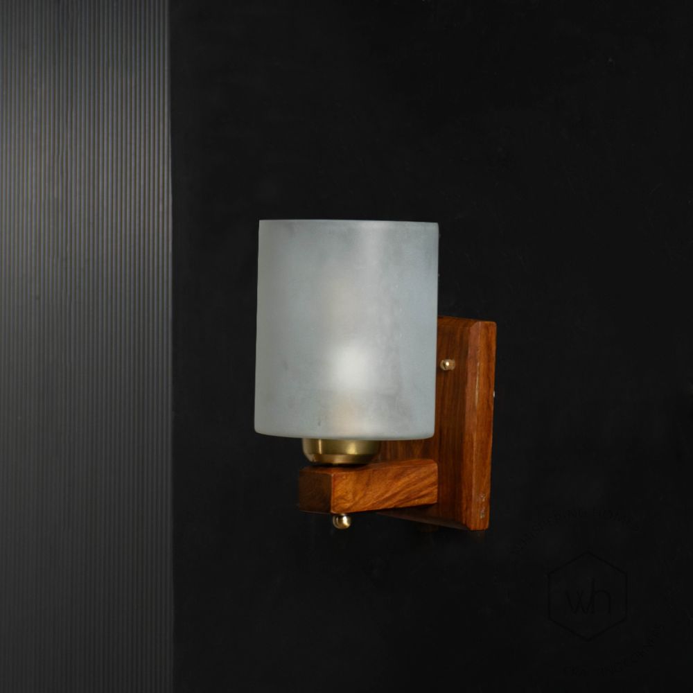 Polo Wooden Single Wall Lamp Sconce