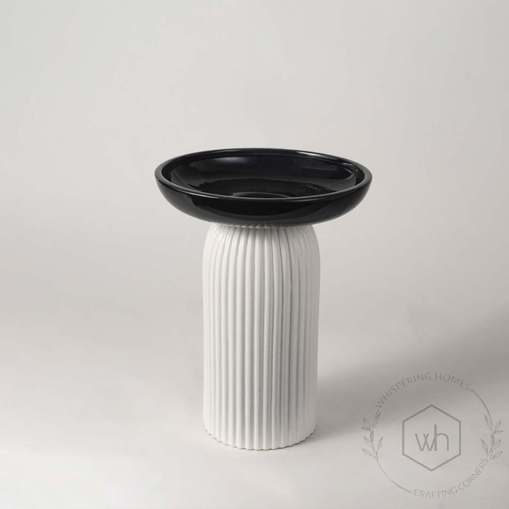 Saleban White Ceramic Flower Vase Medium