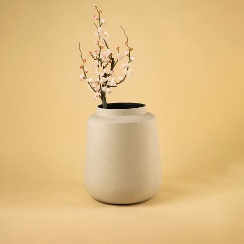 Cove Vase - Grey Lifestyle