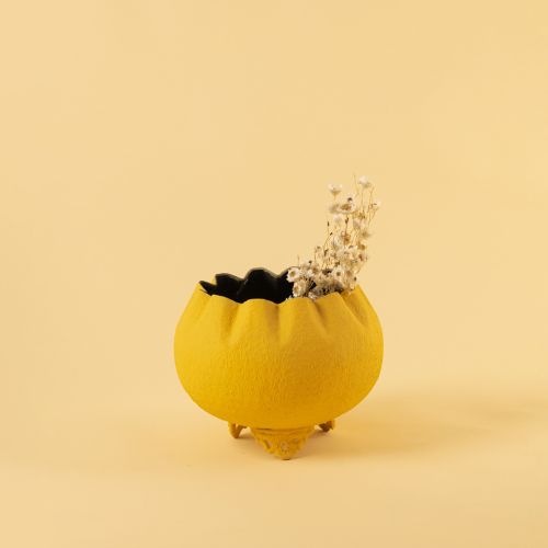 Gul Vase - Yellow Medium Lifestyle