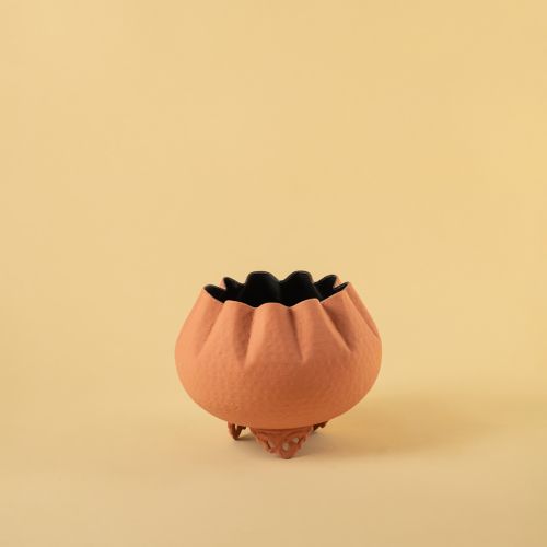 Gul Vase - Peach Medium White Background