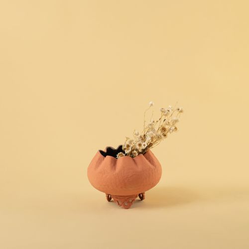 Gul Vase - Peach Small Lifestyle