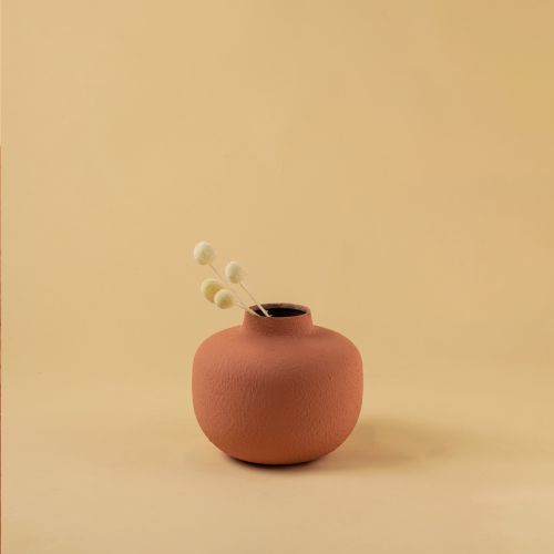 Gharvi Vase - Peach Lifestyle