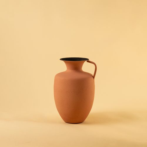 Kāseh Vase - Peach White Background