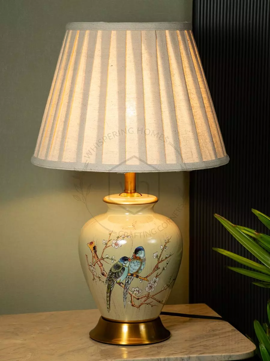 Vintage looking table deals lamps